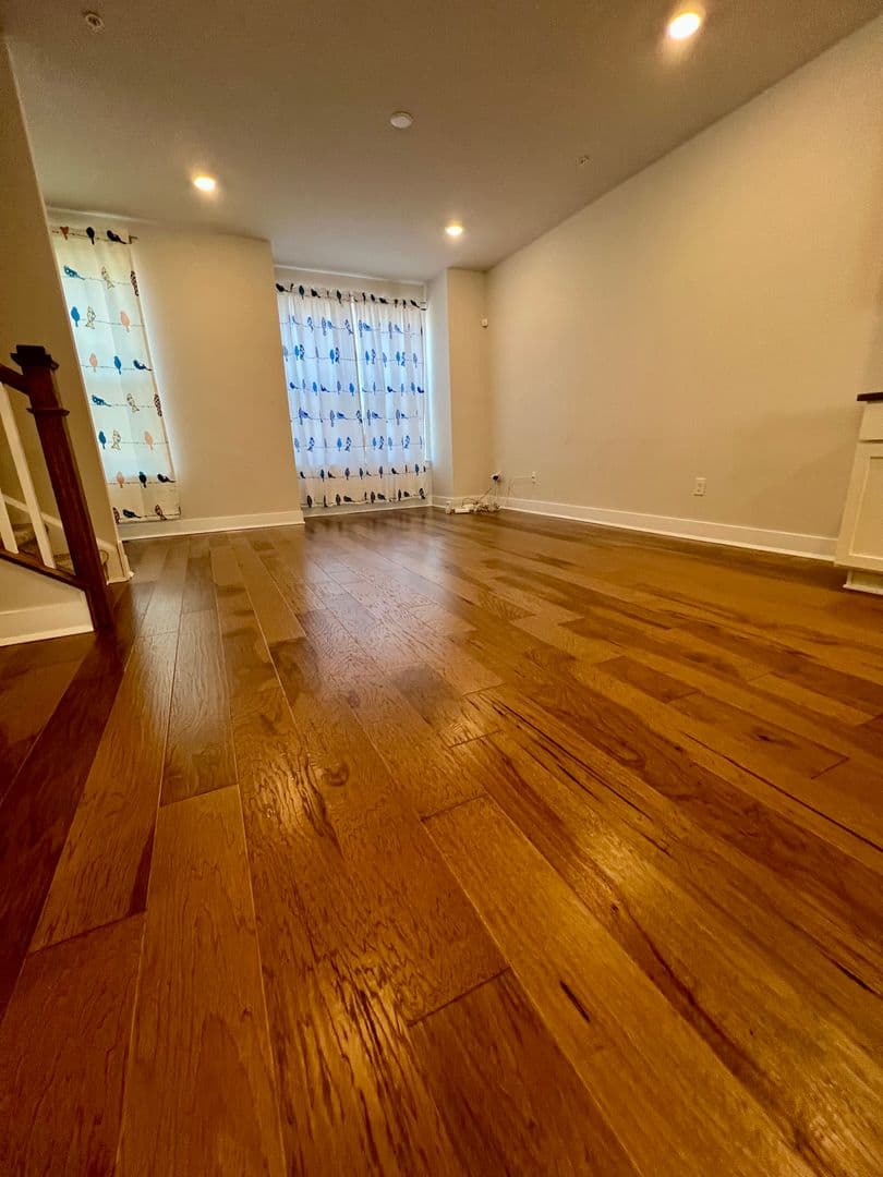 Spring City Townhome: 806 Pecan Rd