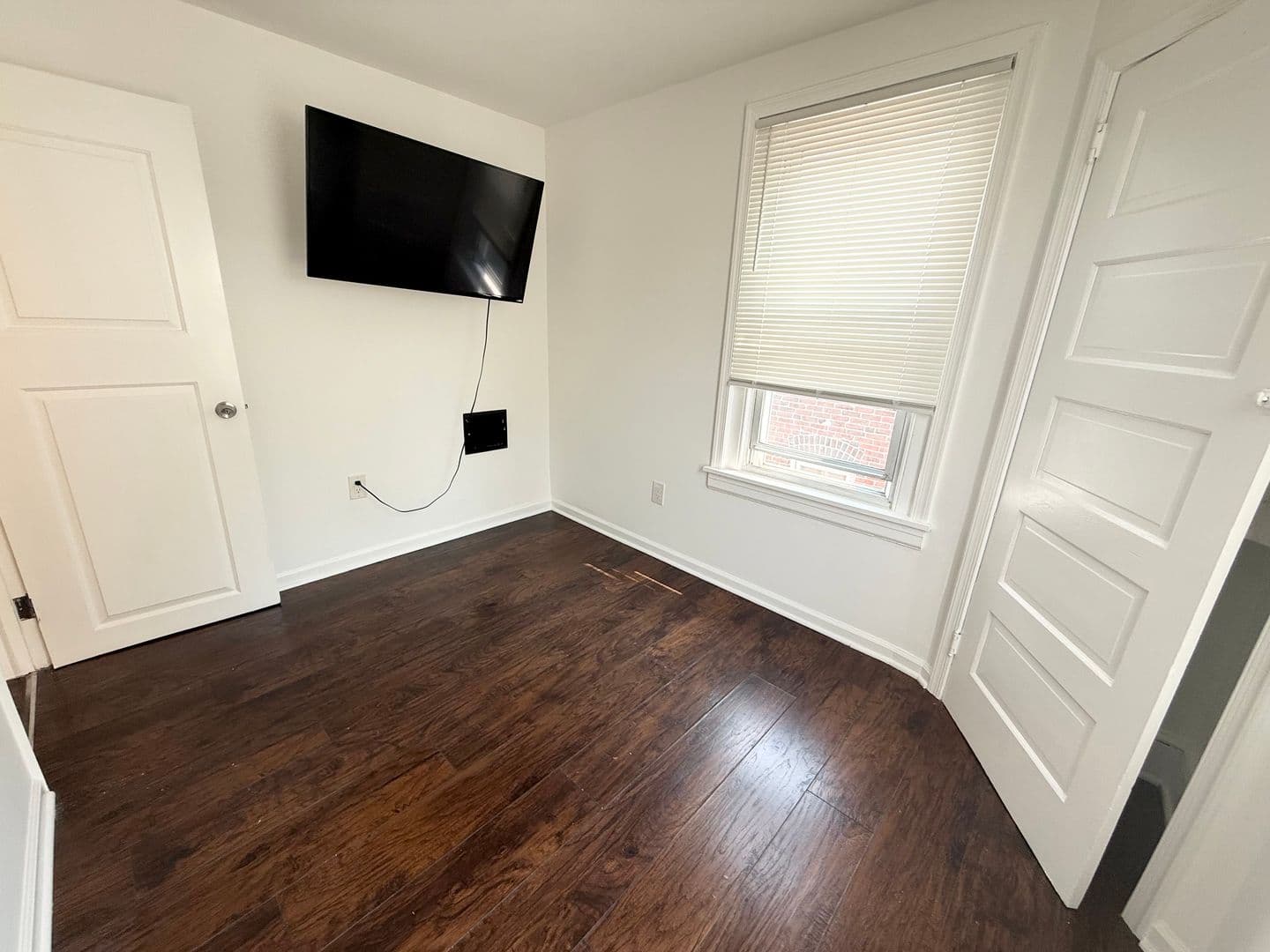 Collingdale Townhome: 242 Pusey Ave