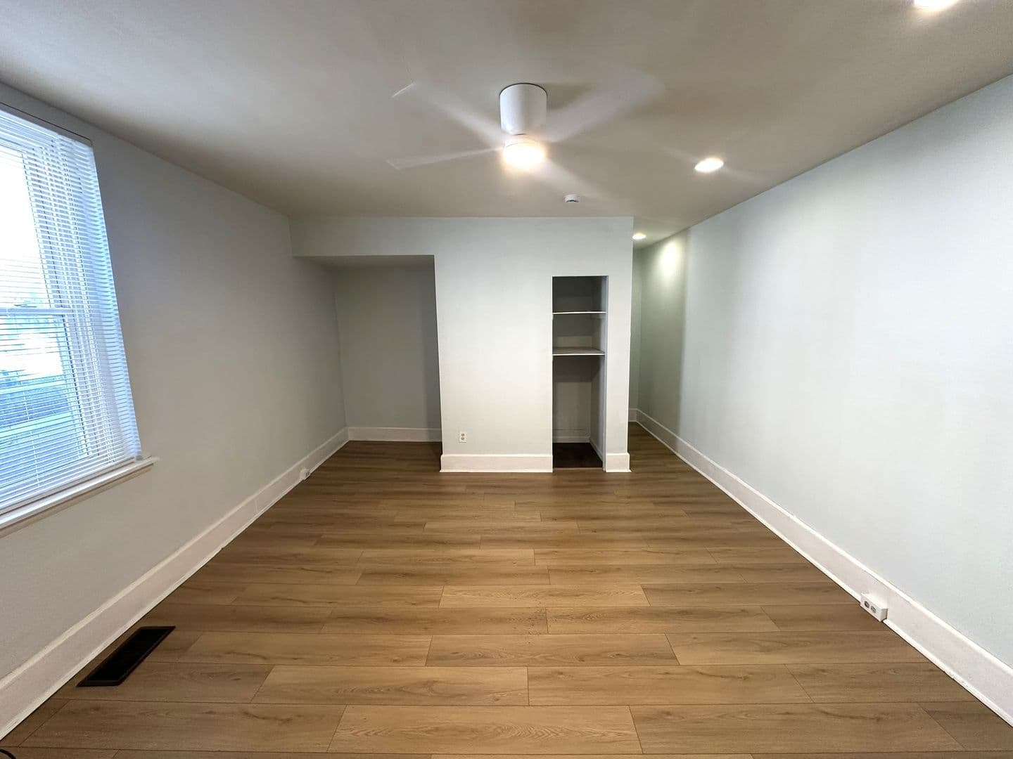 Philadelphia Apartment: 2542 E Ann St