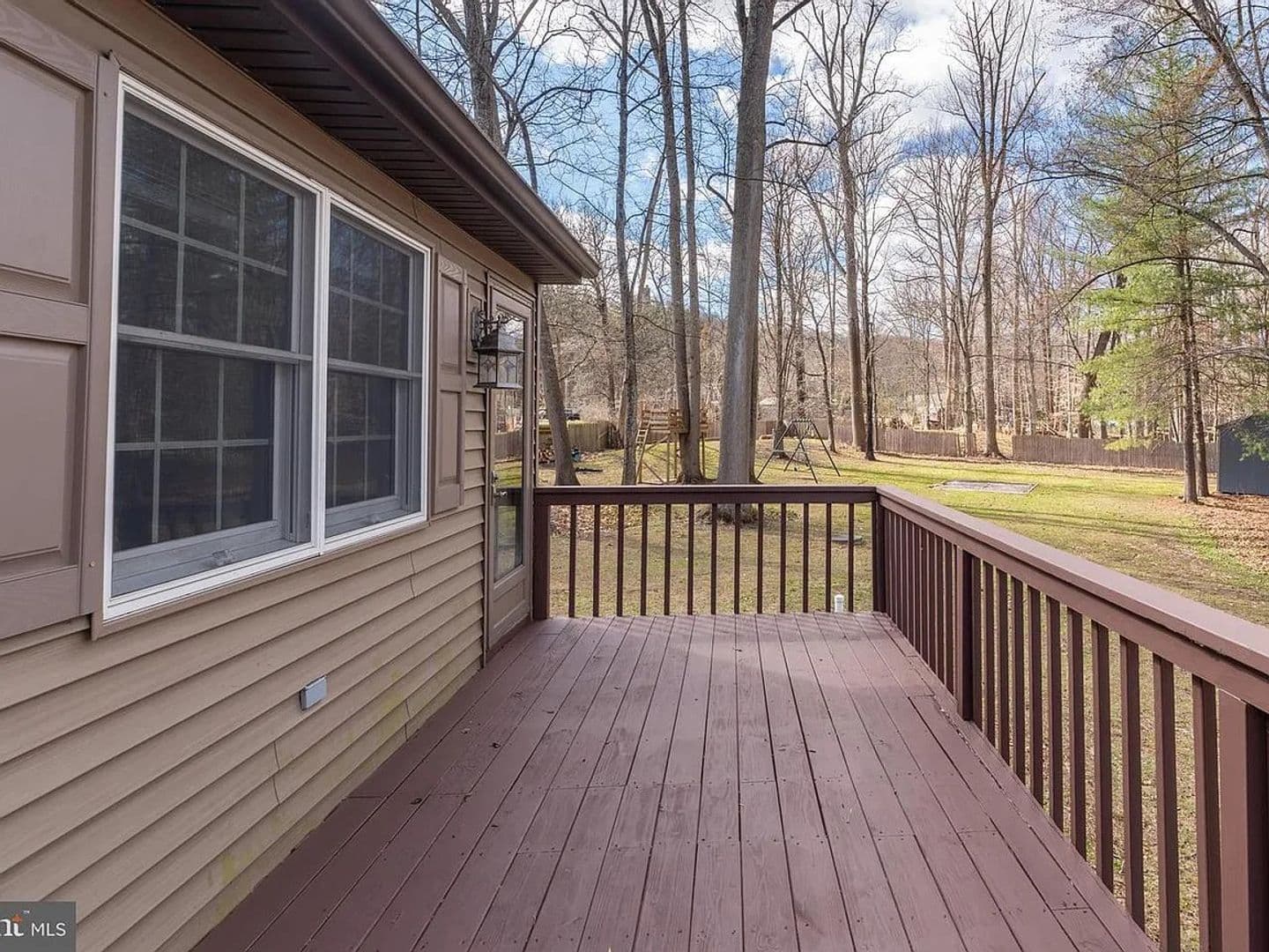 New Hope House: 1596 River Rd