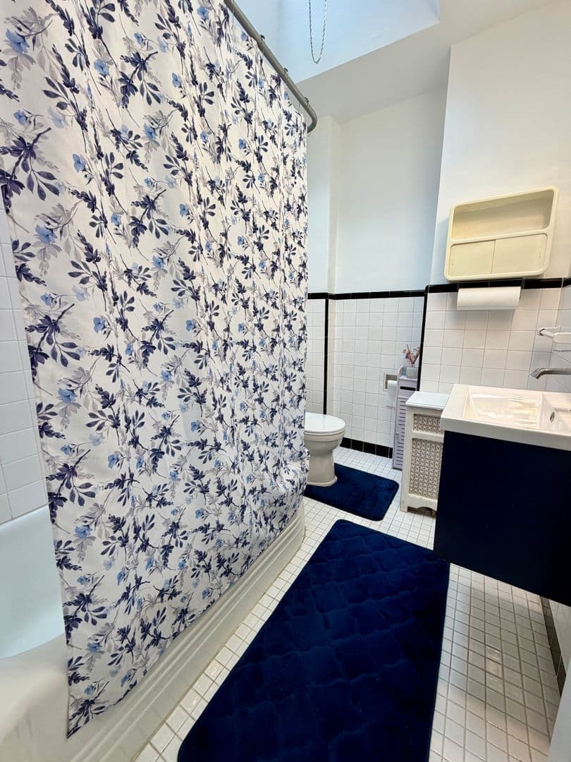 Philadelphia House: 2248 S Beechwood St