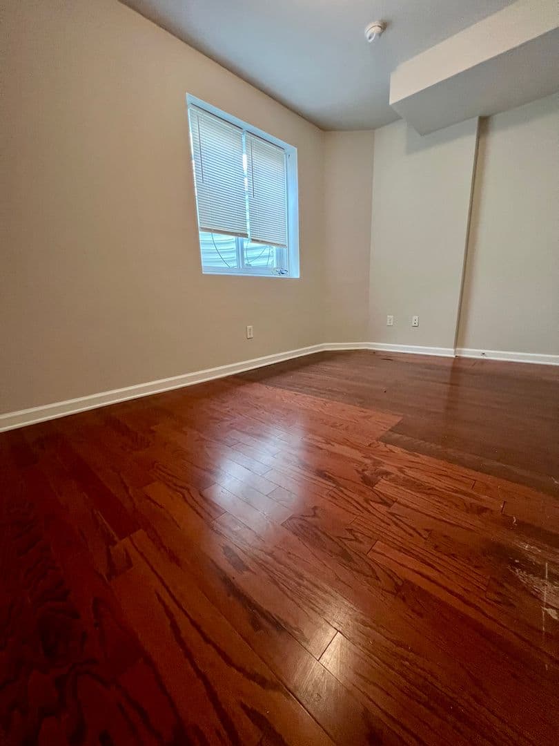 Philadelphia Apartment: 2106 N 17th St