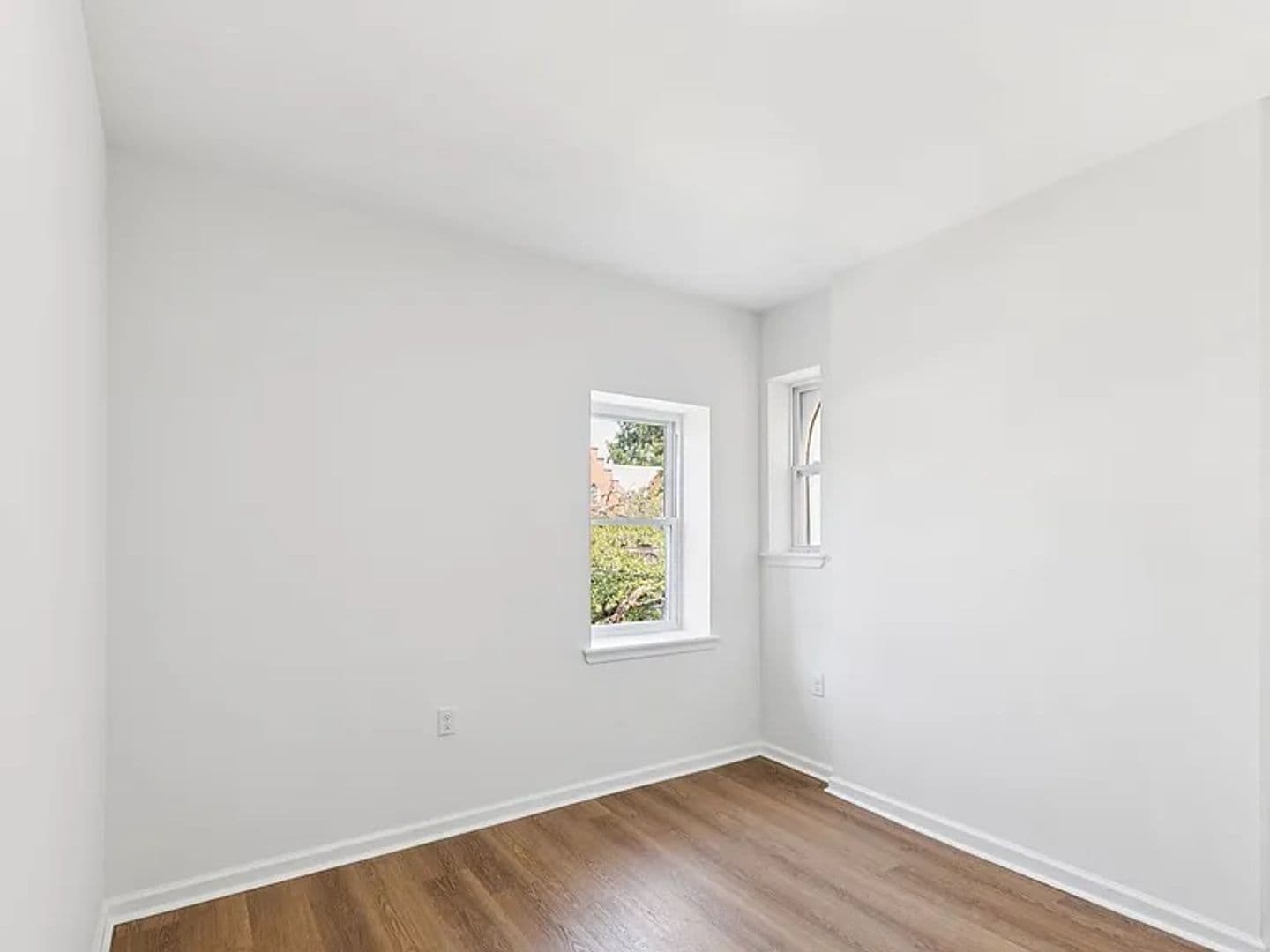 Philadelphia Apartment: 7 N 50th St