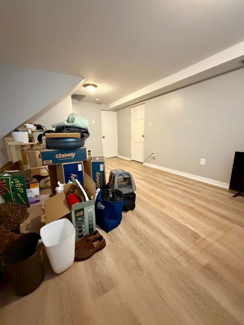 Glenside House: 300 Winding Way