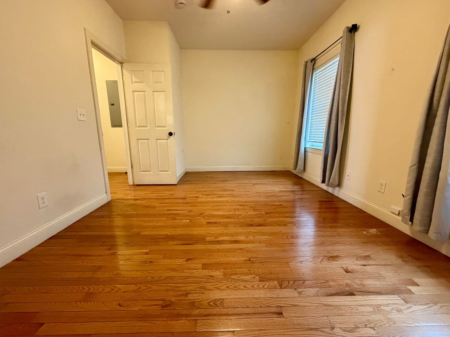 Philadelphia Apartment: 2025 N 18th St