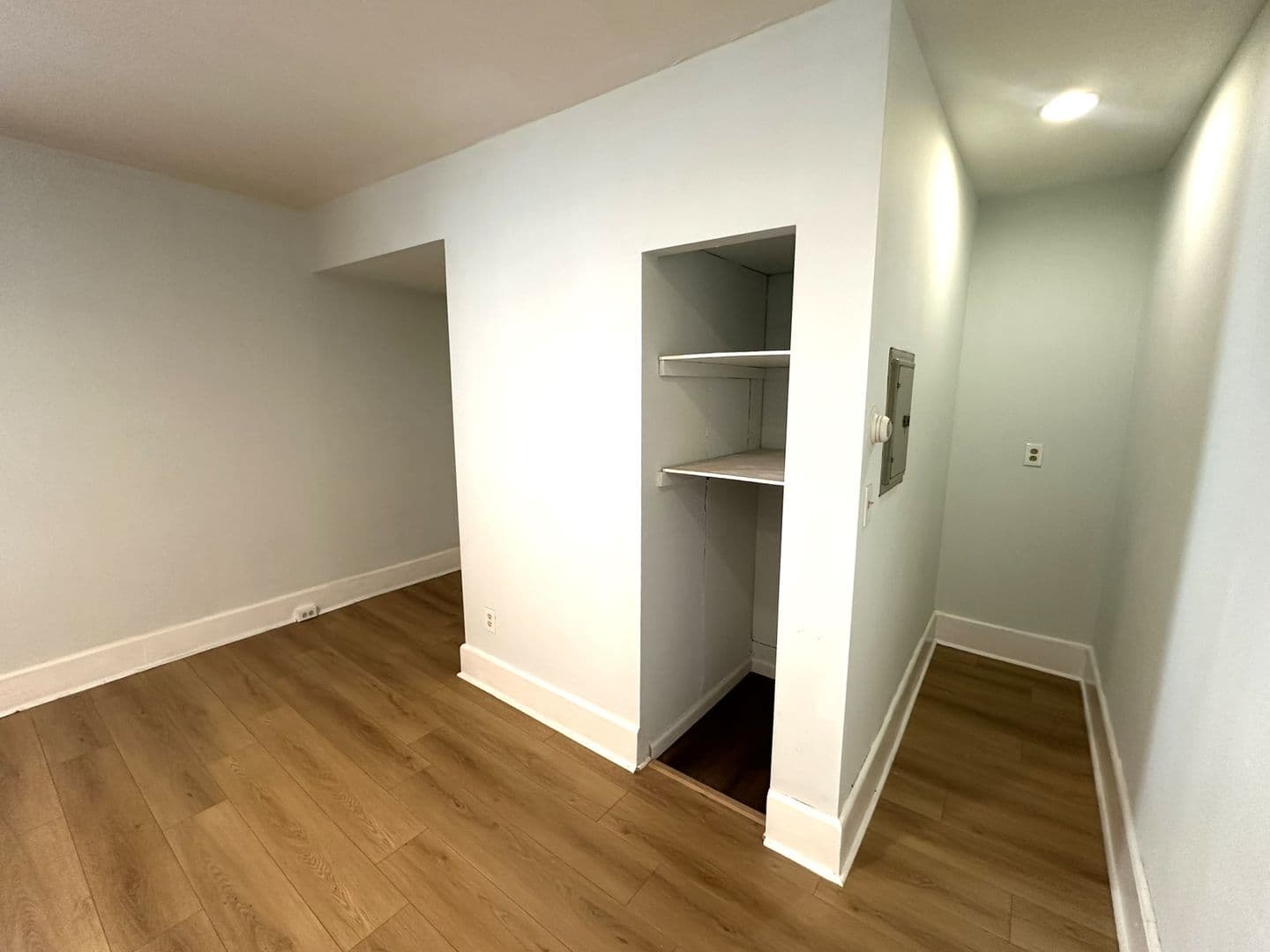 Philadelphia Apartment: 2542 E Ann St