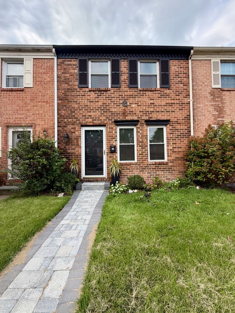 Doylestown House: 55 Providence Ave