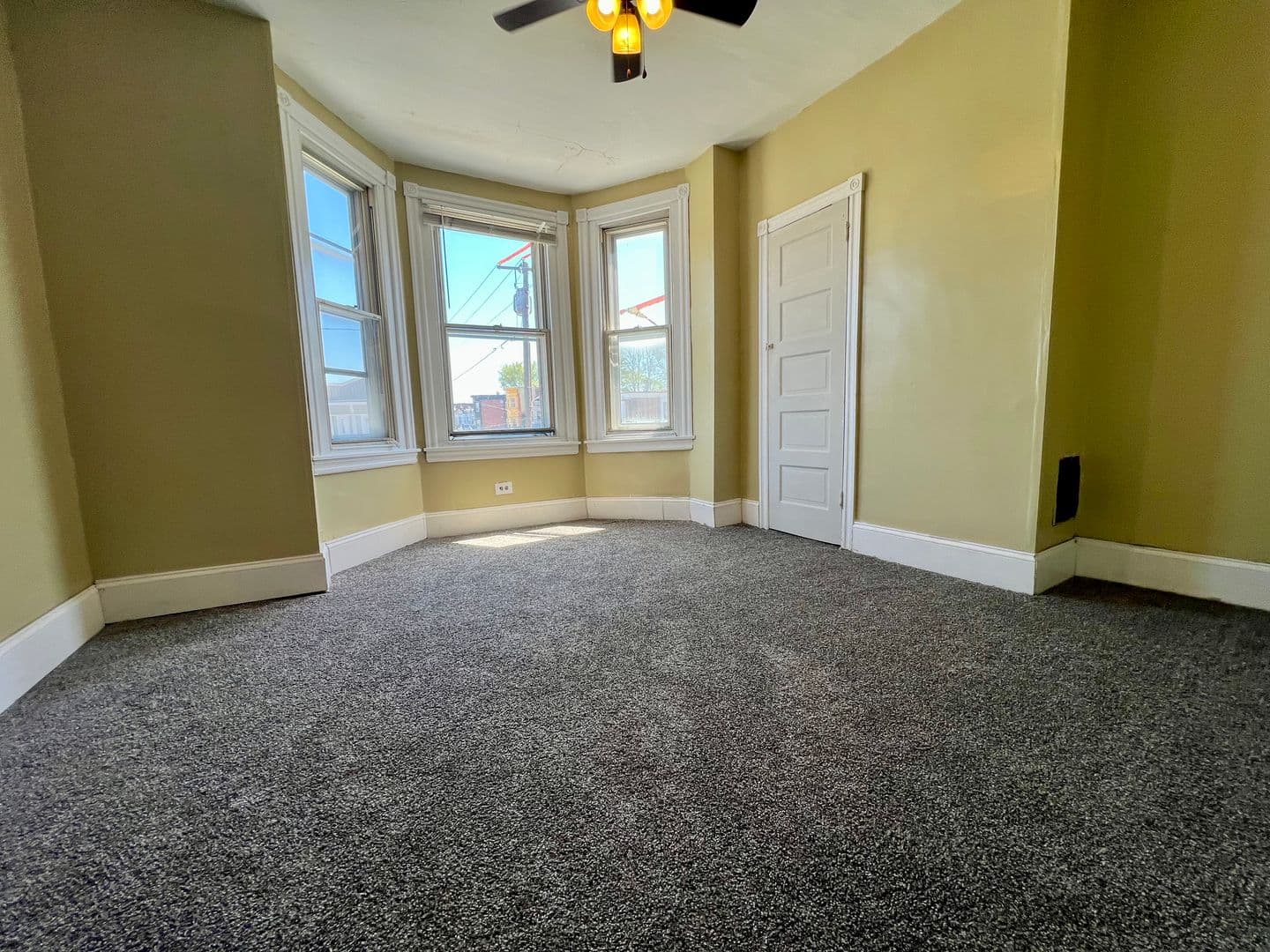 Philadelphia Townhome: 1500 N Frazier St