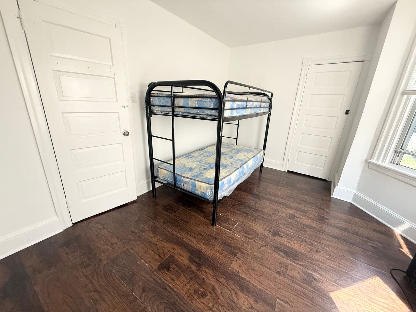 Collingdale Townhome: 242 Pusey Ave