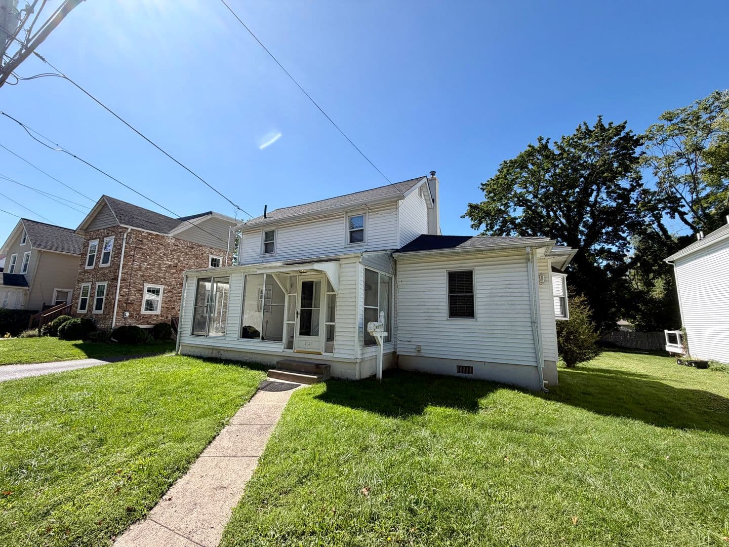 Blue Bell House: 1014 Trewellyn Ave
