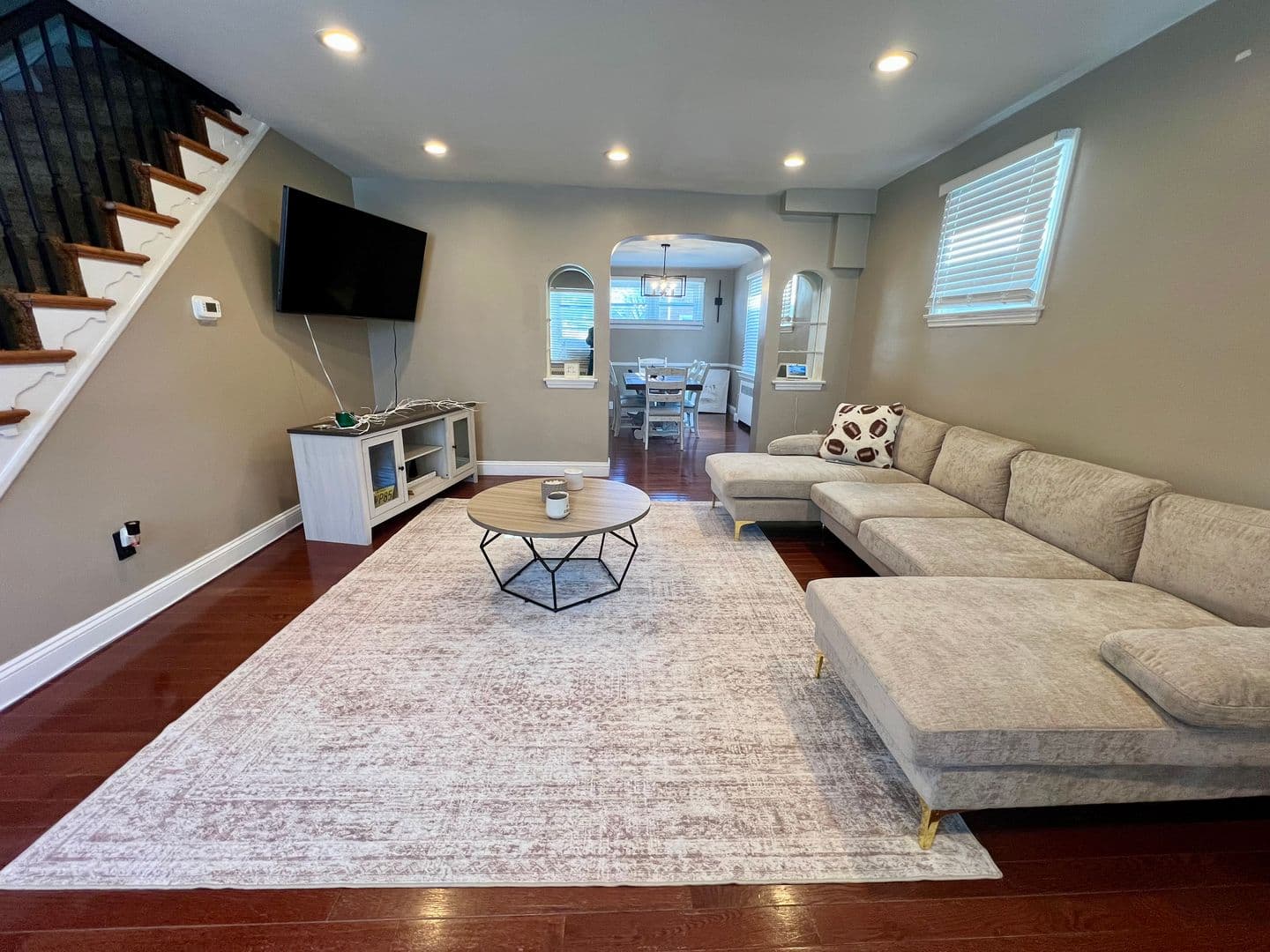Lansdowne Townhome: 317 Barker Ave