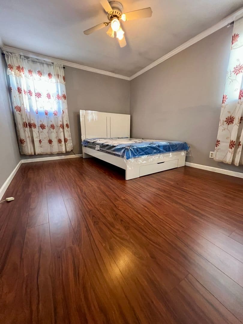 Philadelphia Townhome: 2988 Welsh Rd