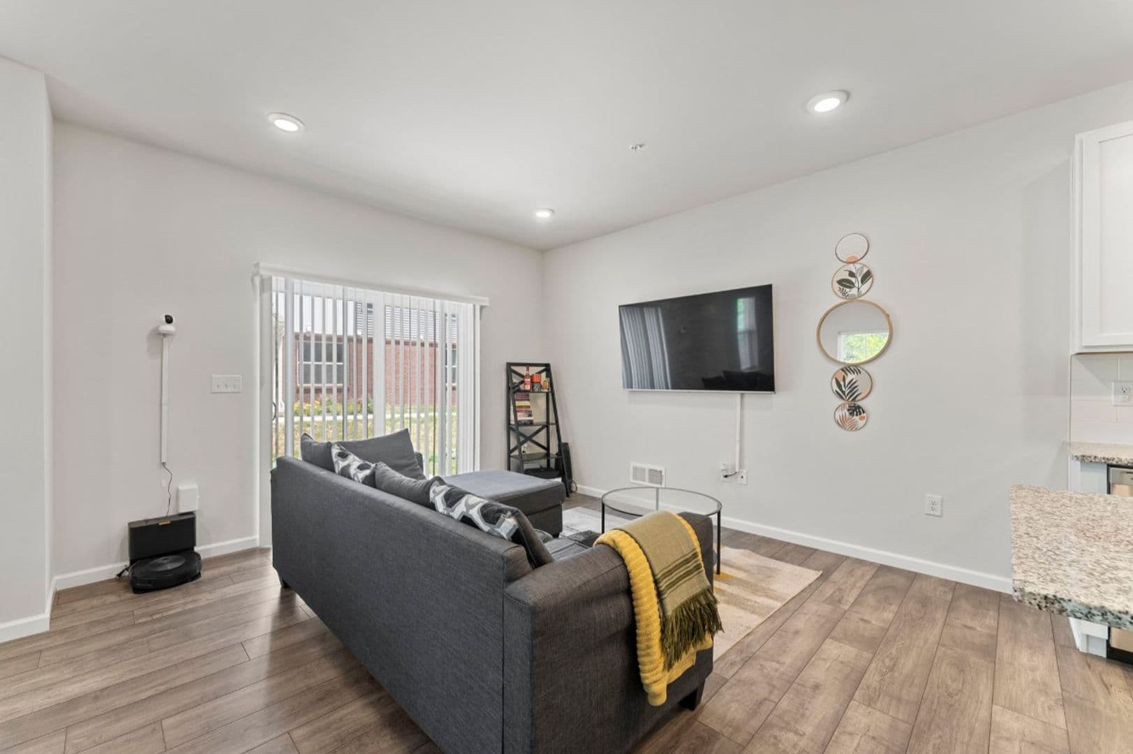 Norristown House: 230 Honey Ln