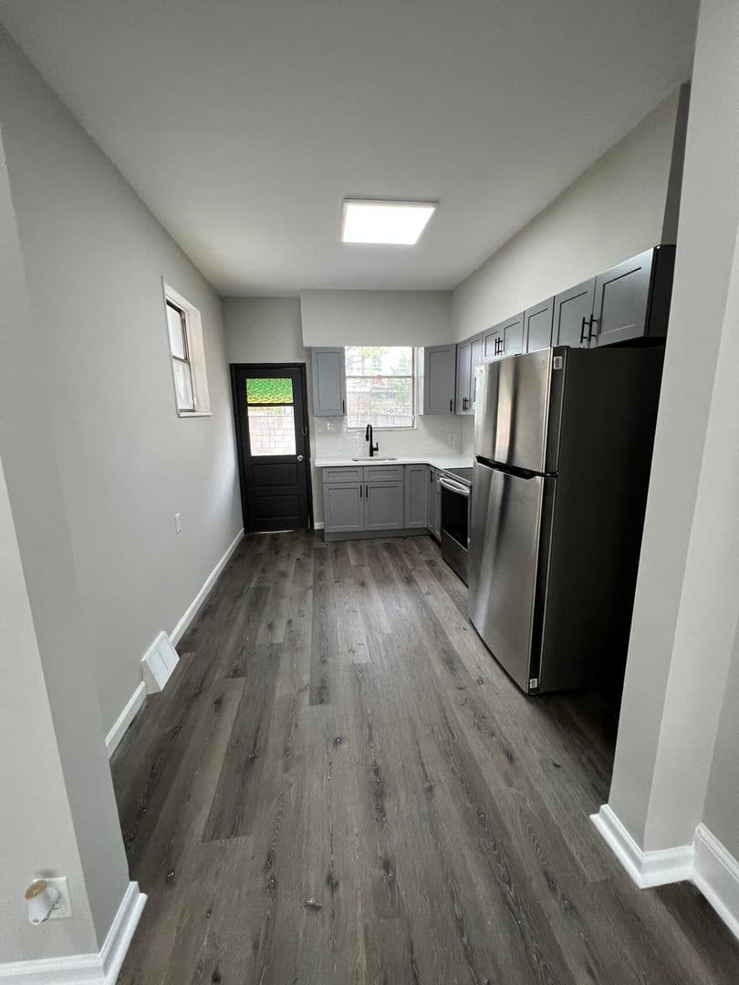Philadelphia Townhome: 2120 S Iseminger St