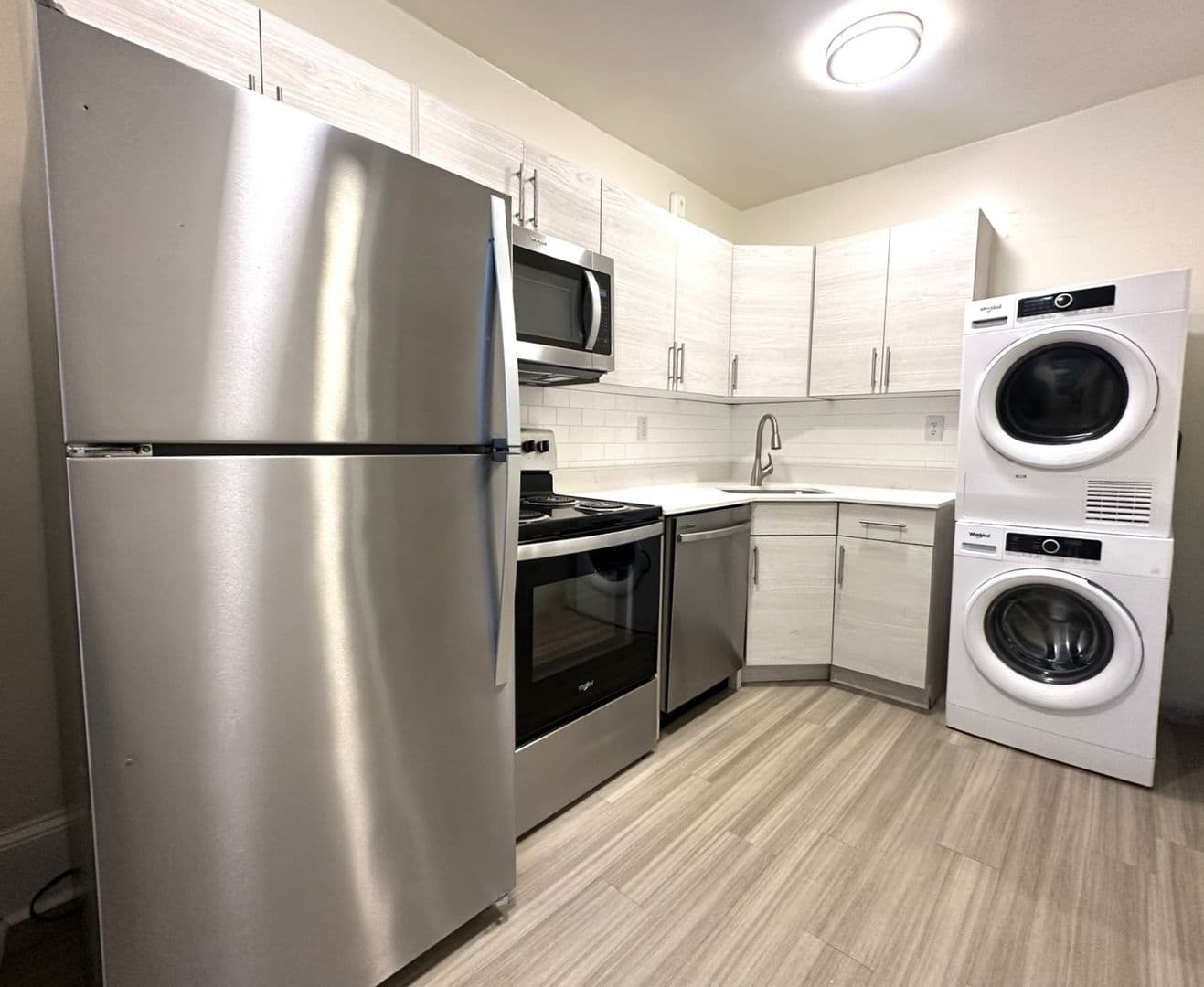 Philadelphia Apartment: 2809 W Queen Ln