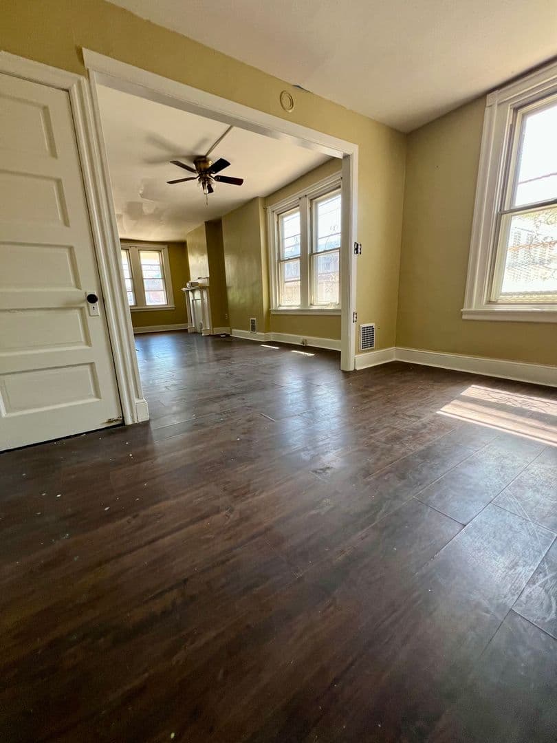Philadelphia Townhome: 1500 N Frazier St