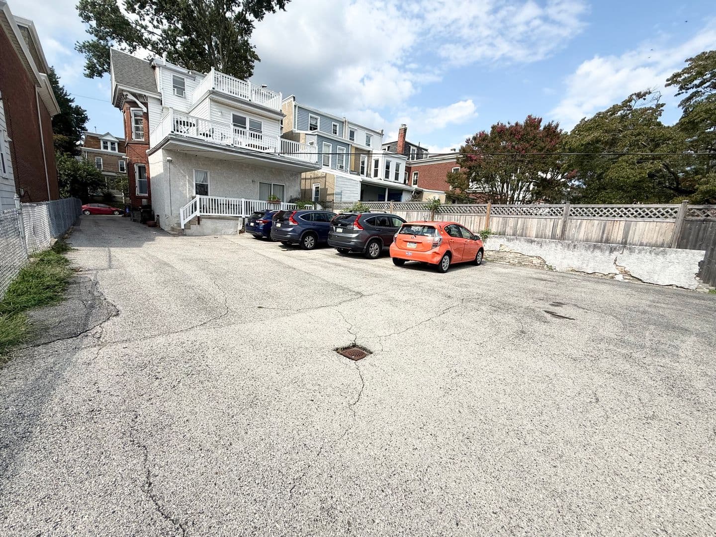 Philadelphia Apartment: 204 Sumac St