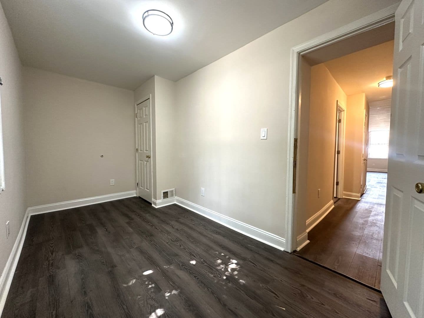 Philadelphia Apartment: 3037 Frankford Ave