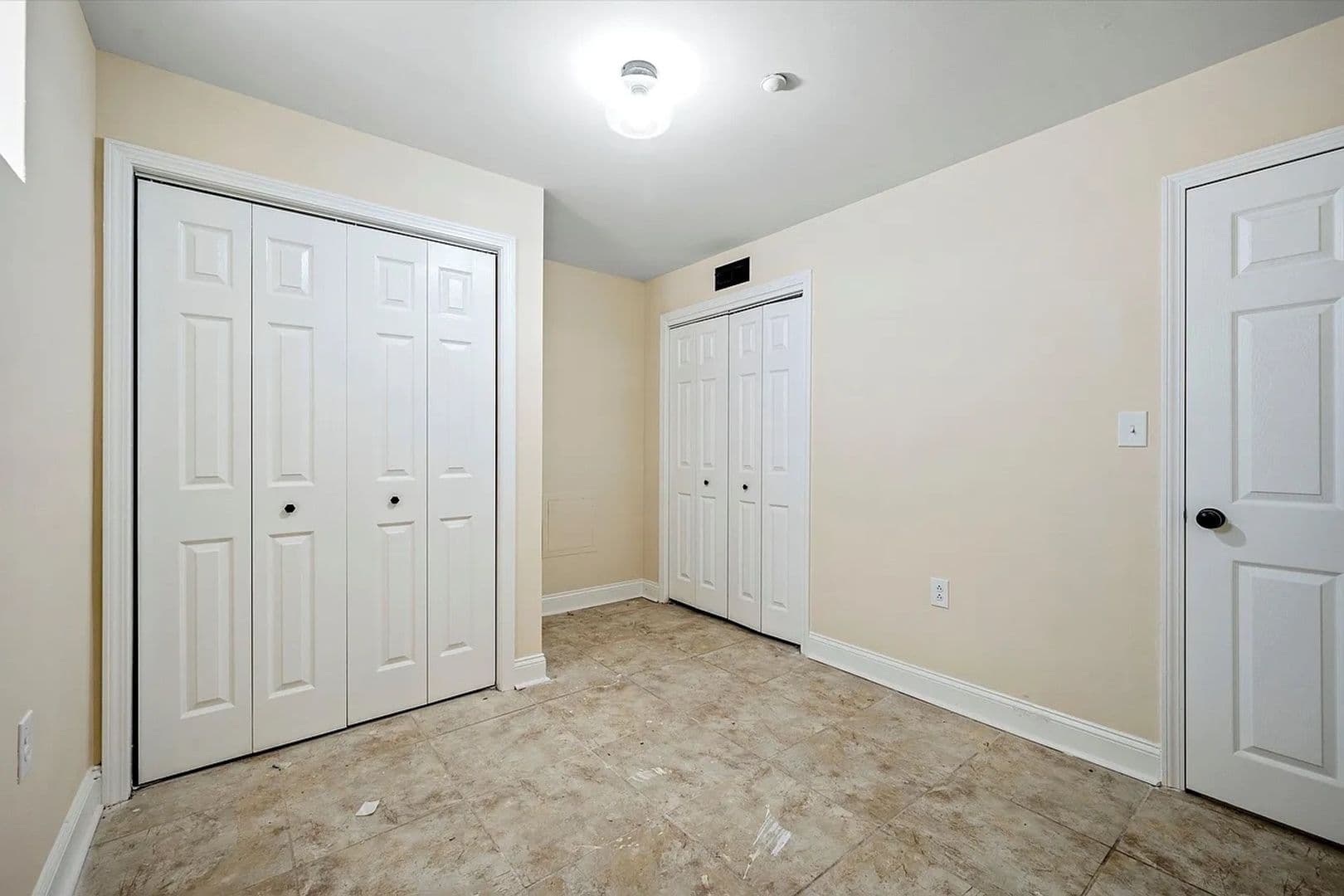 Philadelphia Apartment: 1315 N 19th St