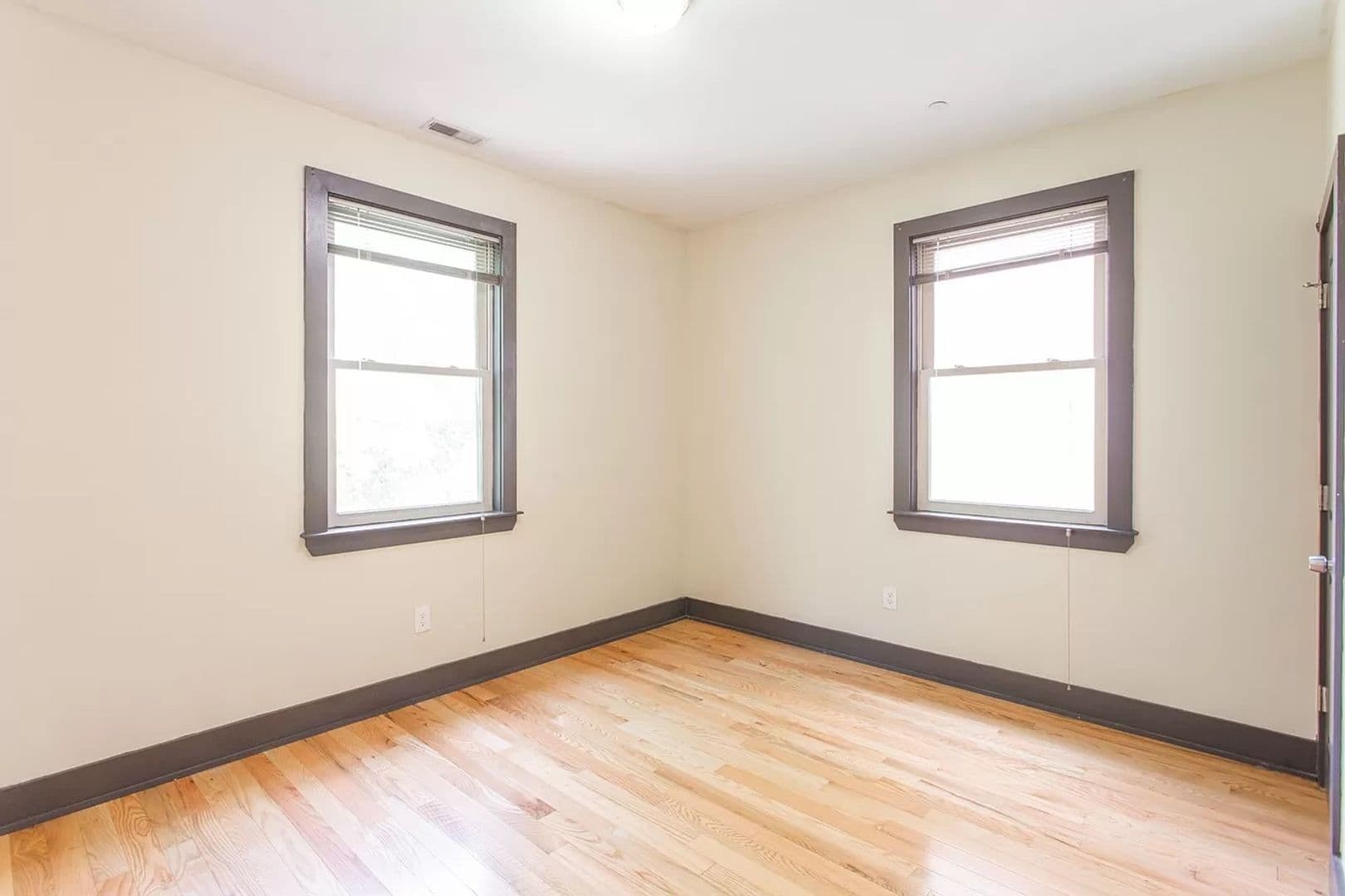 Philadelphia Apartment: 1826 W Norris St