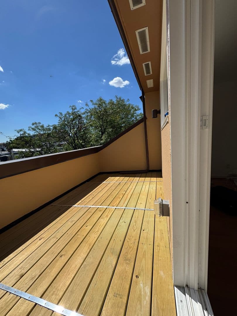 Philadelphia Townhome: 834 N Newkirk St