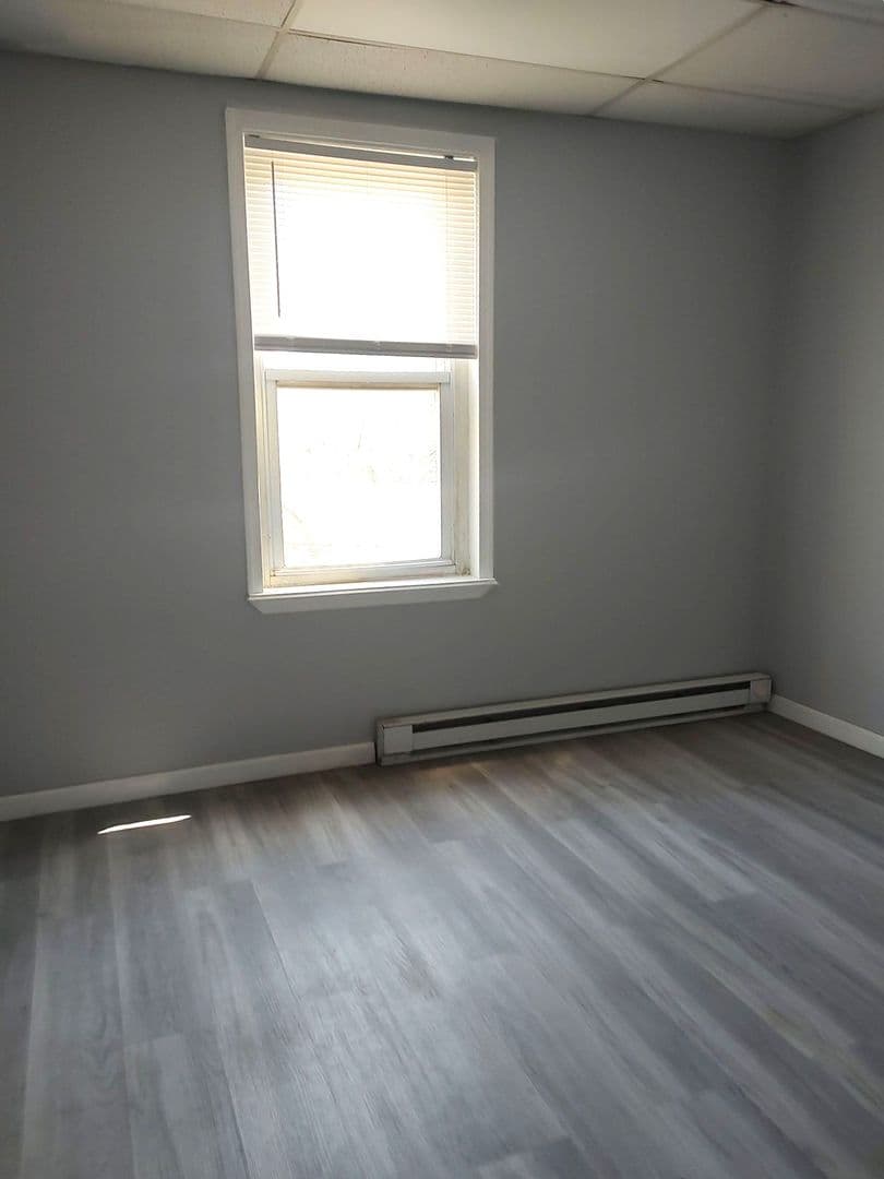 Philadelphia Apartment: 1003 S 13th St