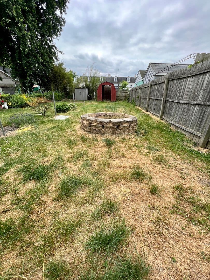 Brookhaven Townhome: 16 3rd St