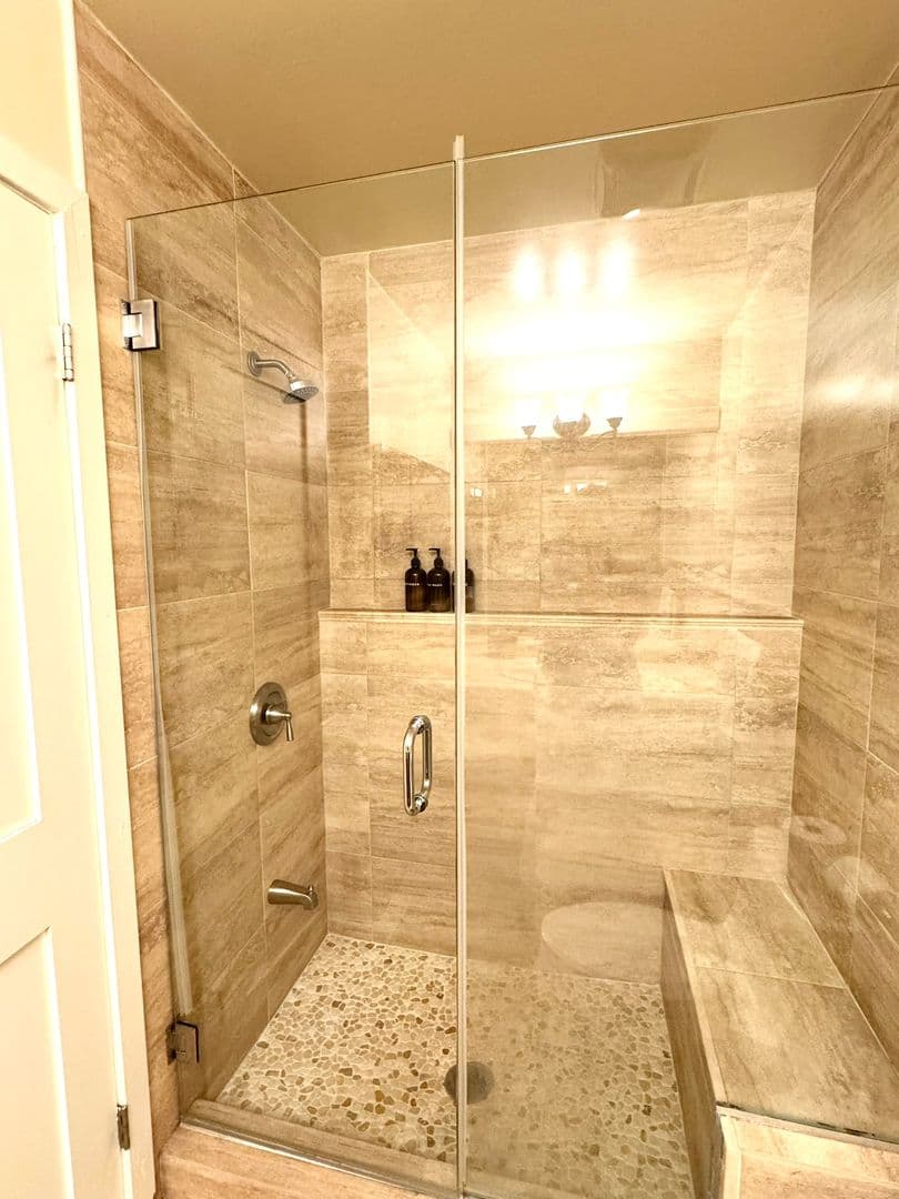 Philadelphia Townhome: 834 N Newkirk St