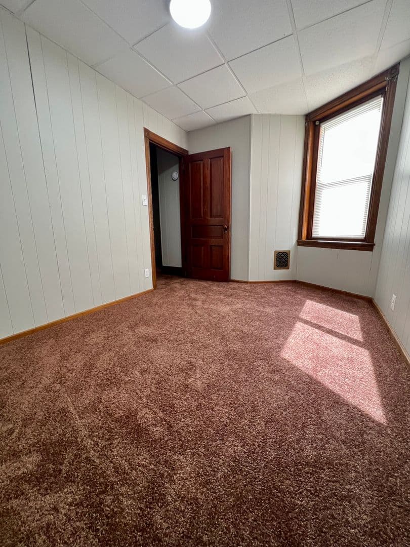 Norristown Townhome: 502 Buttonwood St