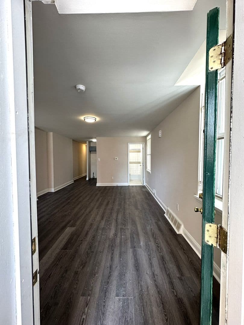 Philadelphia Apartment: 3037 Frankford Ave