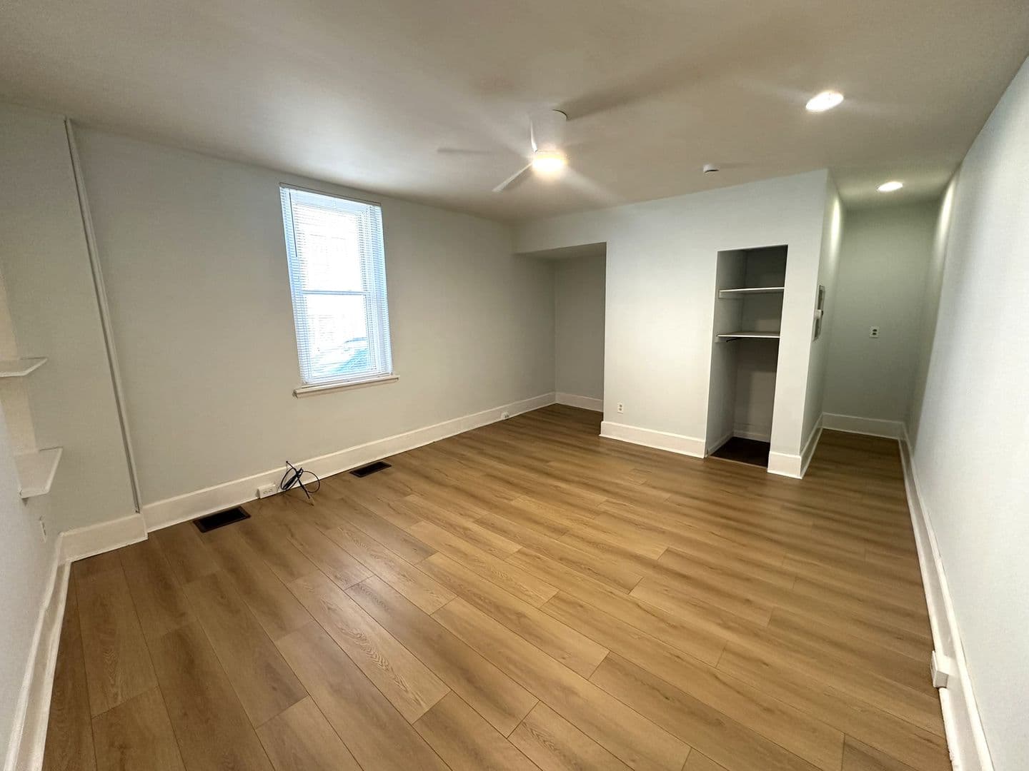 Philadelphia Apartment: 2542 E Ann St