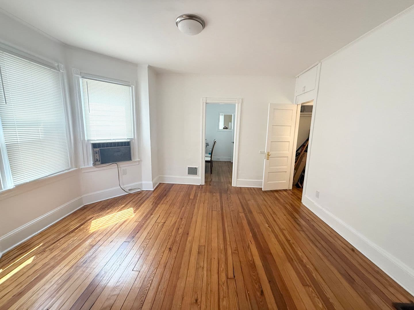 Collingdale Townhome: 242 Pusey Ave