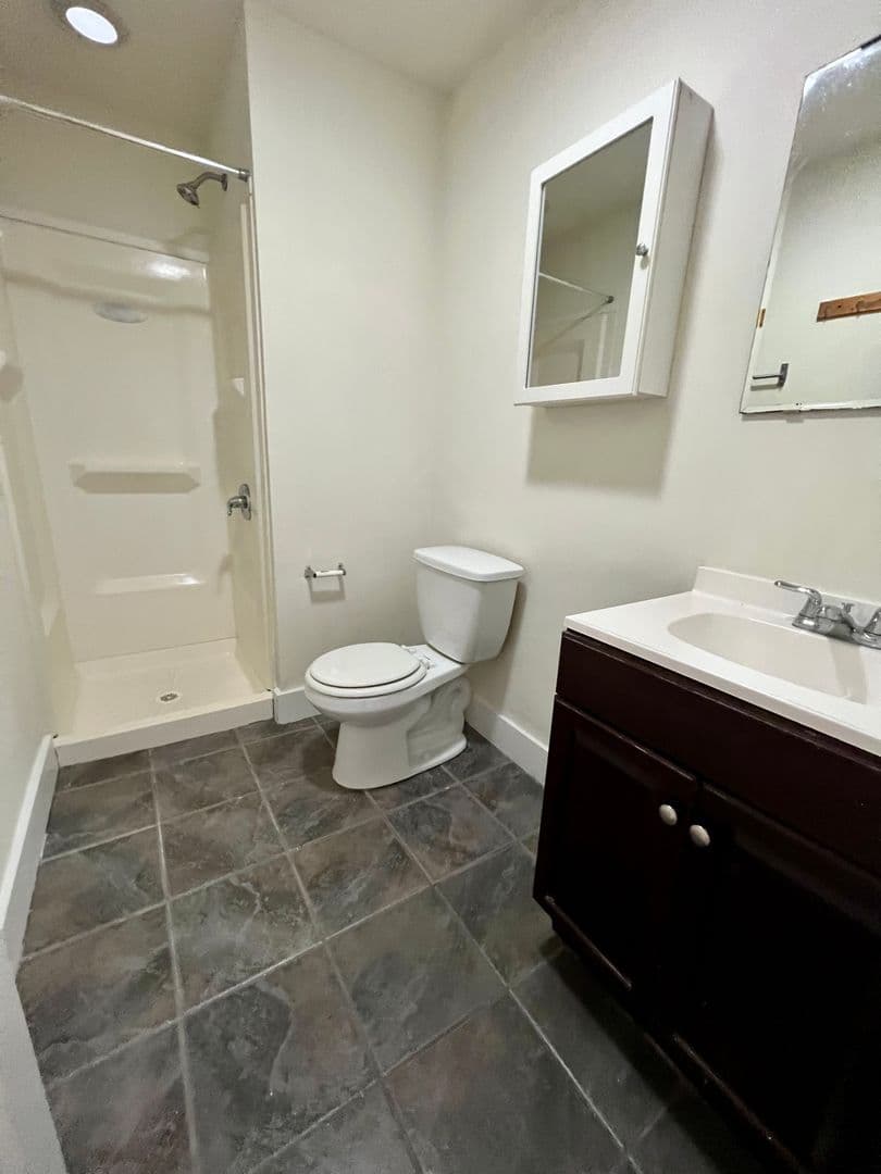 Philadelphia Apartment: 1921 N Gratz St