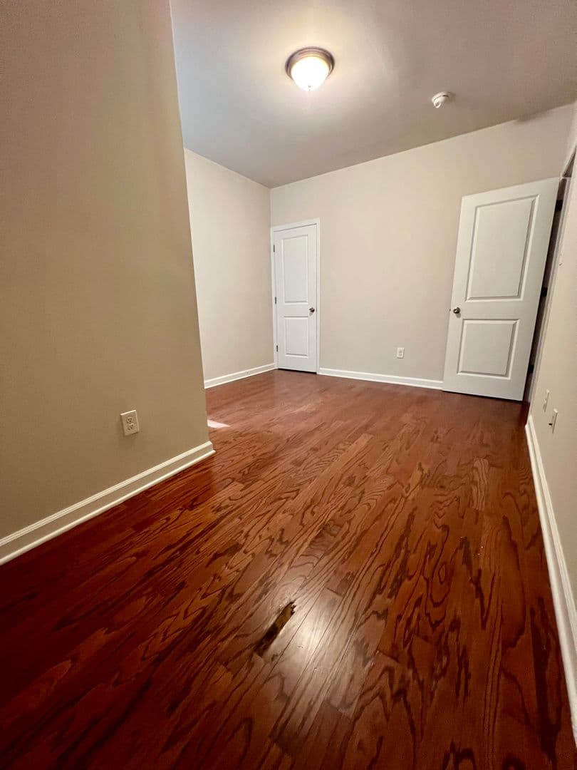 Philadelphia Apartment: 2106 N 17th St