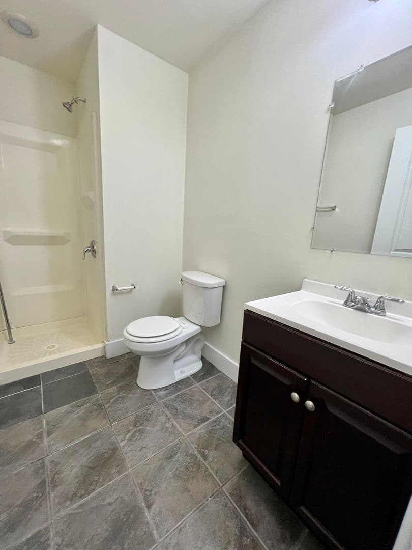 Philadelphia Apartment: 1921 N Gratz St