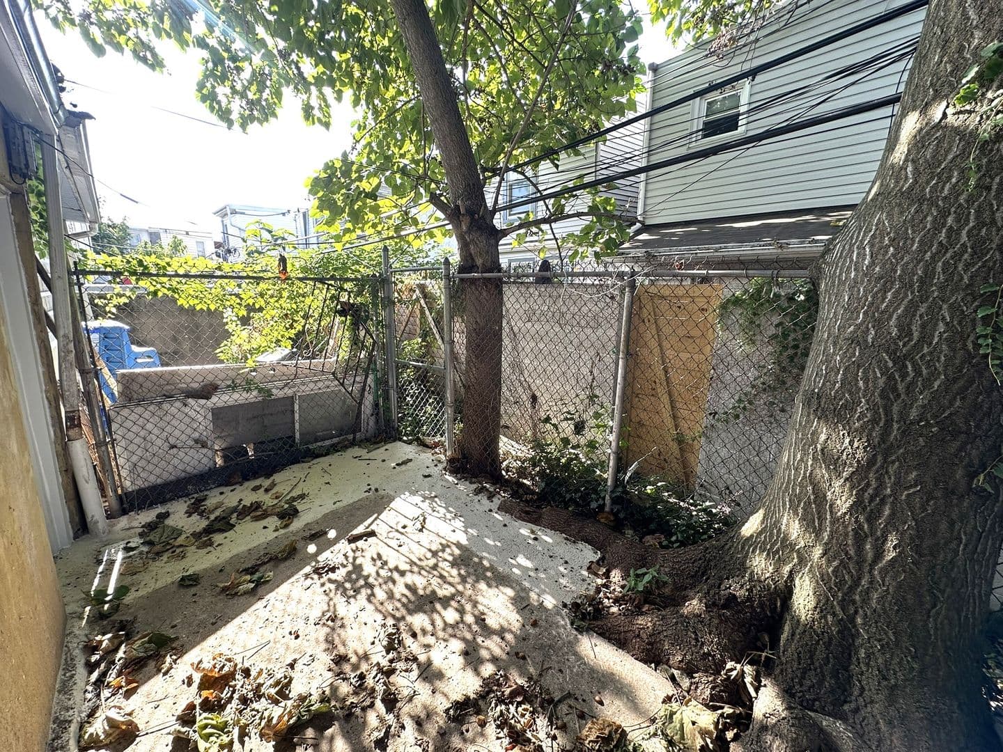 Philadelphia Townhome: 1926 McClellan St