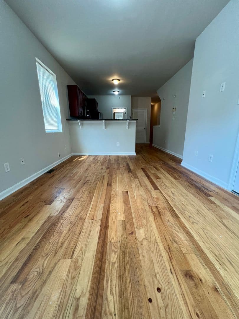 Philadelphia Apartment: 2106 N 17th St