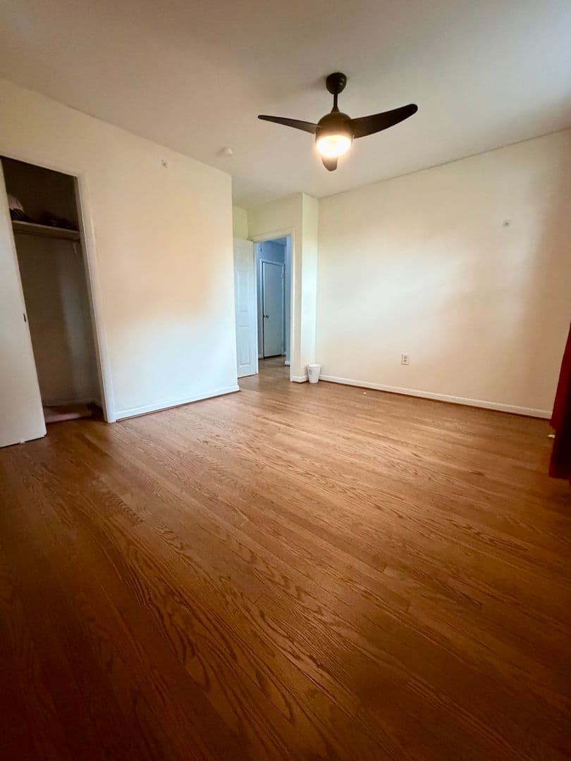 Glenside House: 300 Winding Way