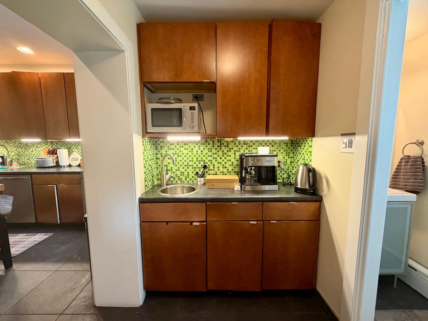Philadelphia Townhome: 15 West Abington Ave