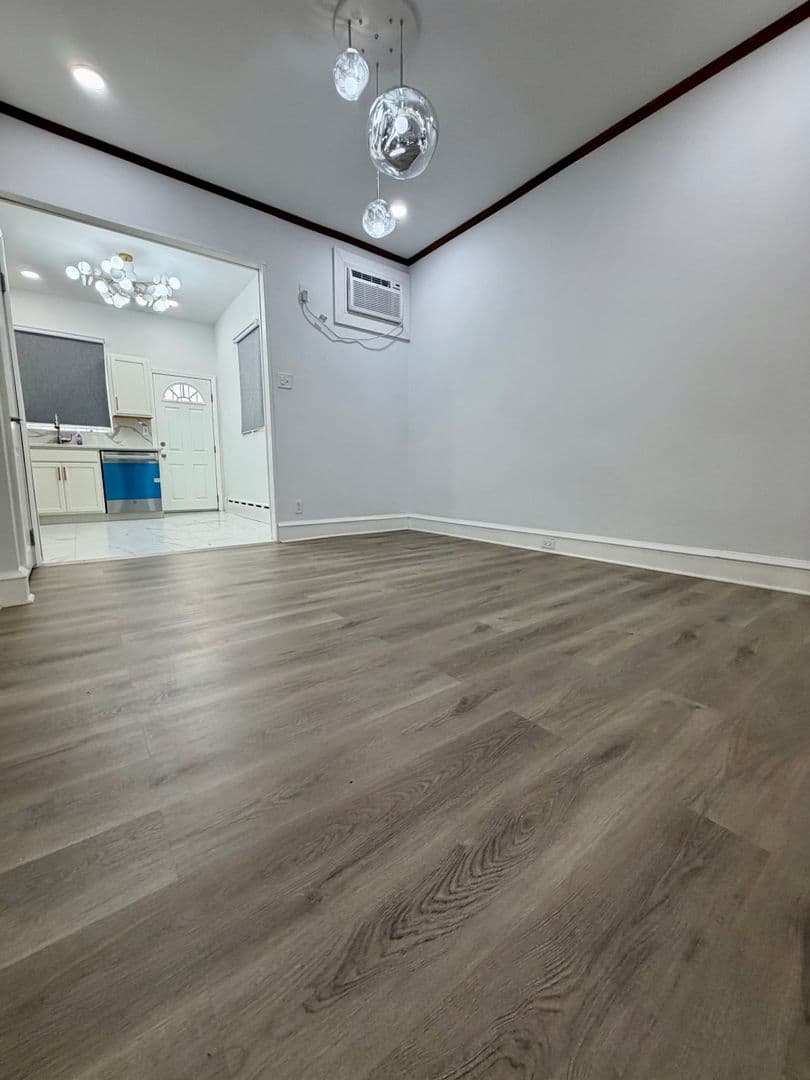 Philadelphia House: 2248 S Beechwood St