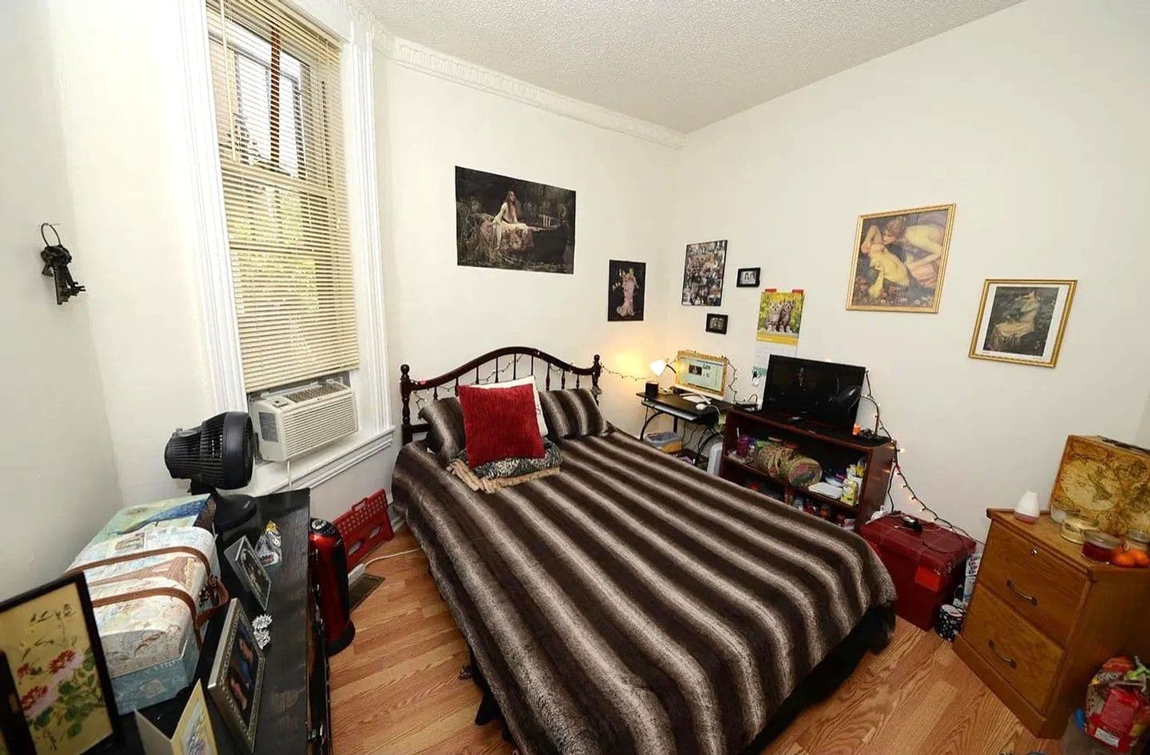 Philadelphia Apartment: 2213 N Camac St