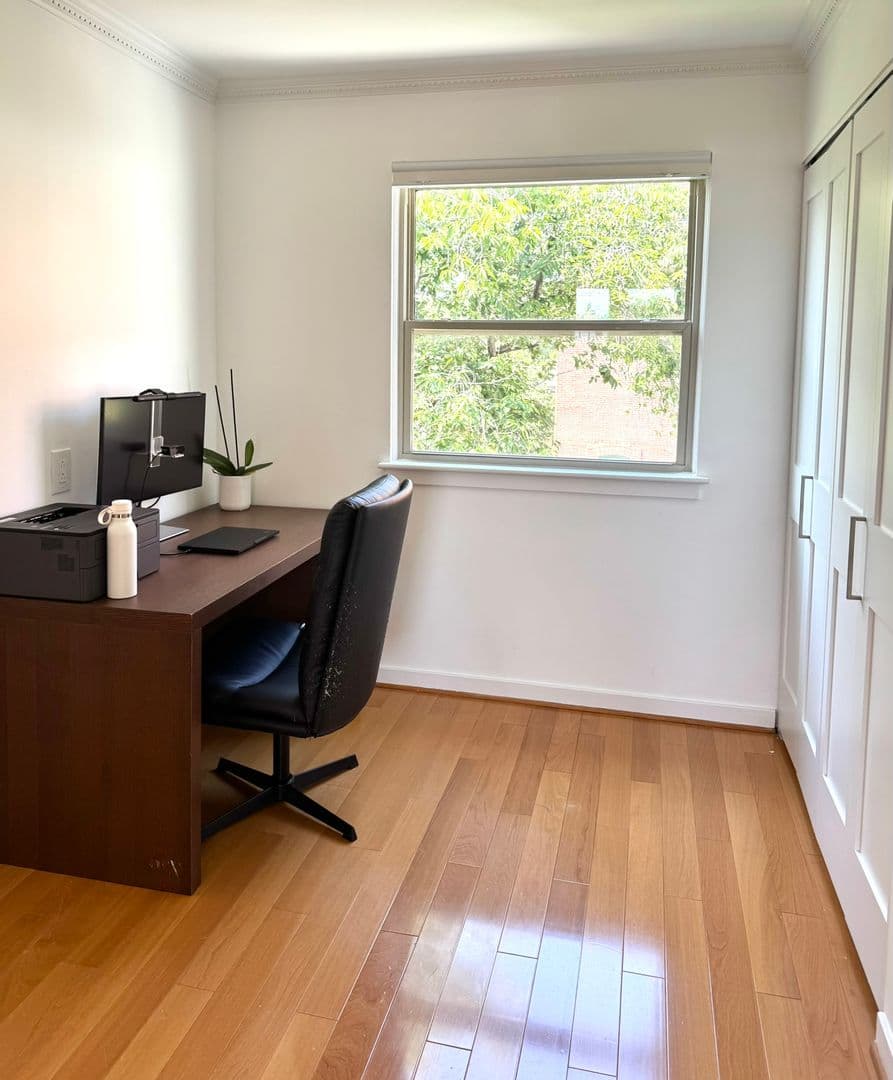 Philadelphia Townhome: 834 N Newkirk St