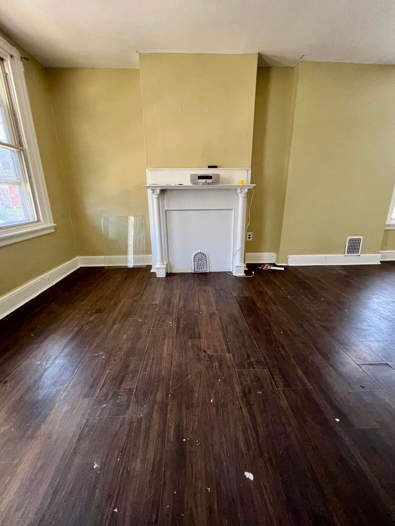 Philadelphia Townhome: 1500 N Frazier St