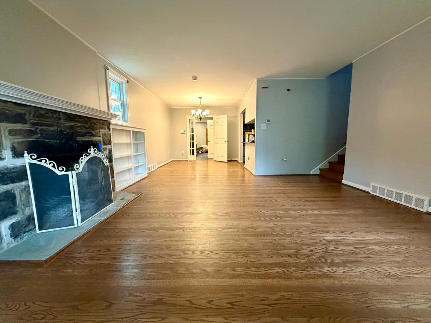 Glenside House: 300 Winding Way