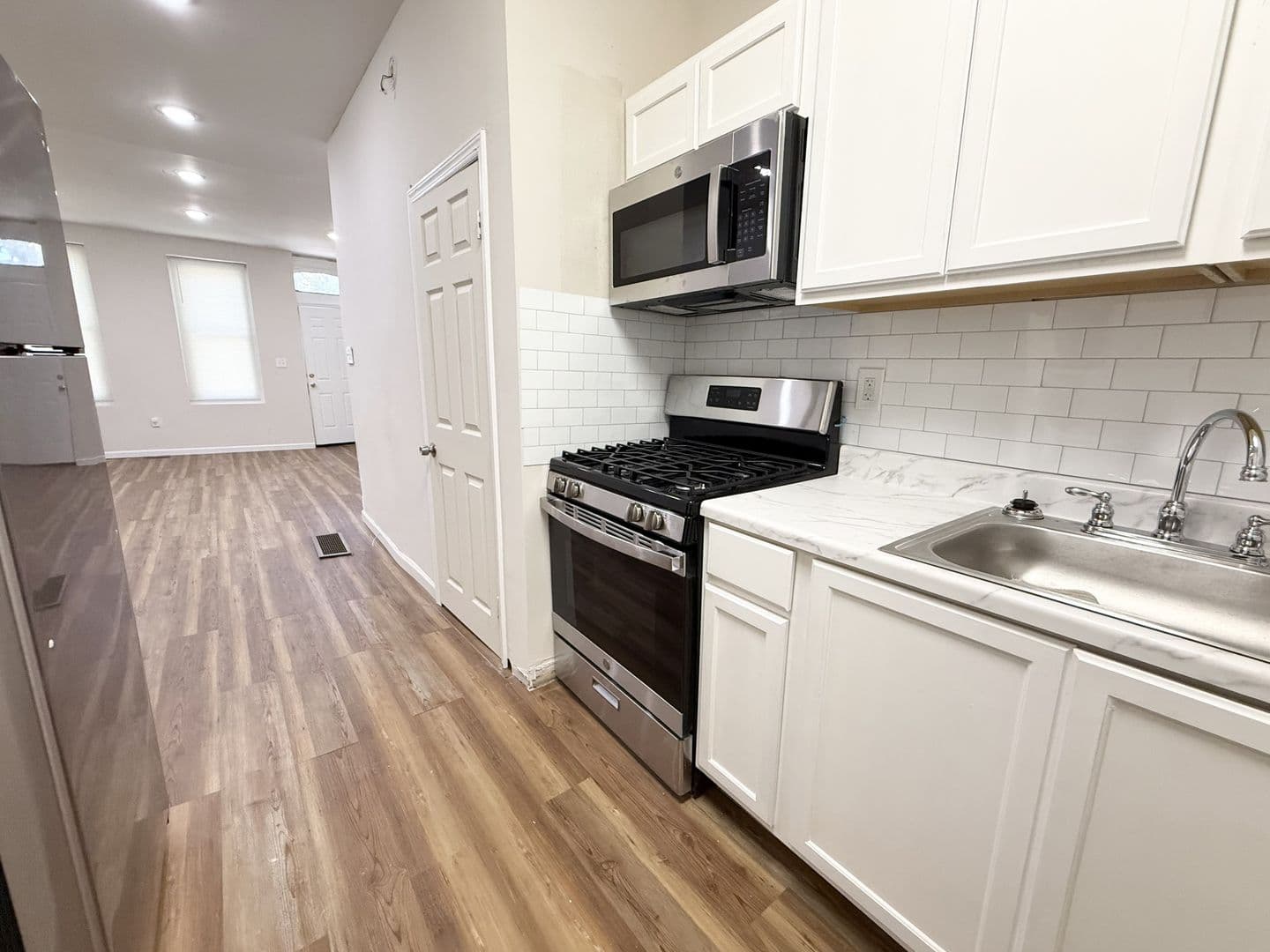 Philadelphia Townhome: 2262 N Gratz St