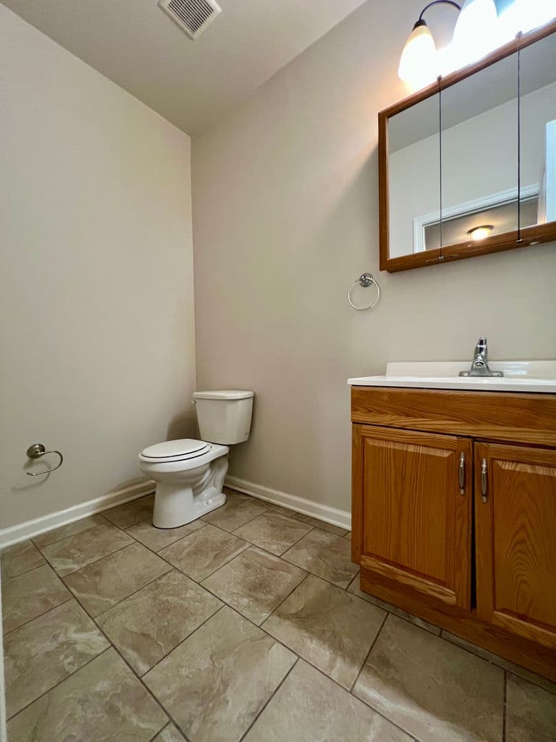 Philadelphia Apartment: 2106 N 17th St