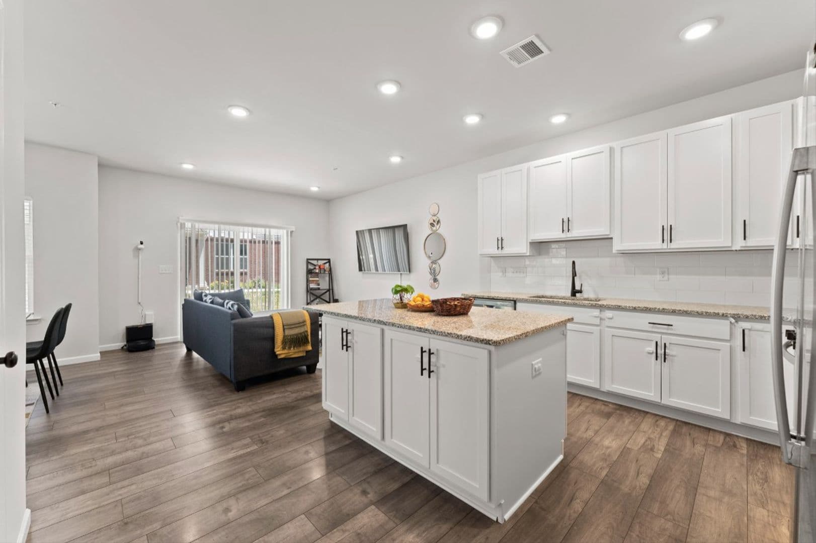 Norristown House: 230 Honey Ln