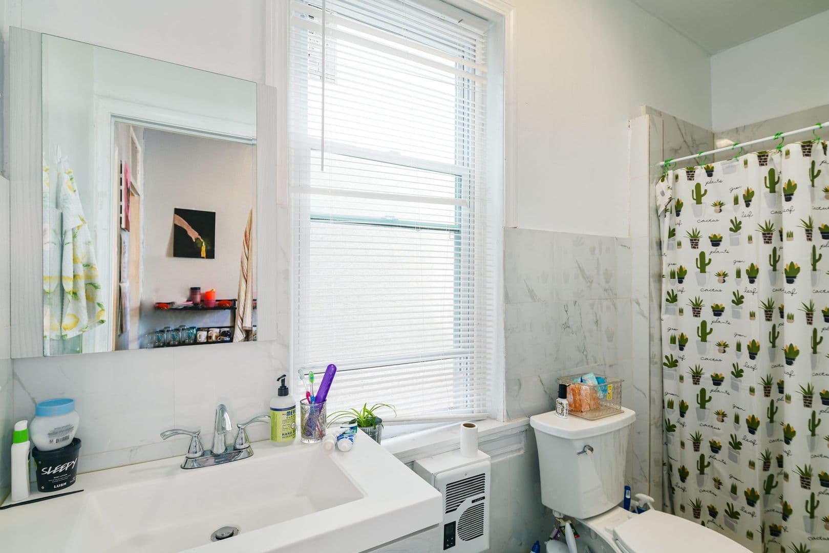 Philadelphia Apartment: 2213 N Camac St