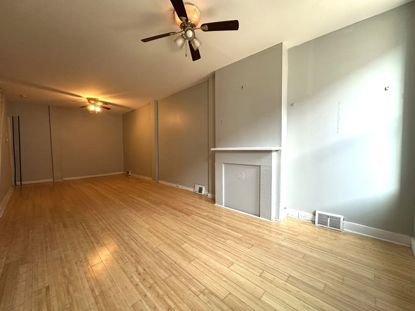 Philadelphia Townhome: 1926 McClellan St