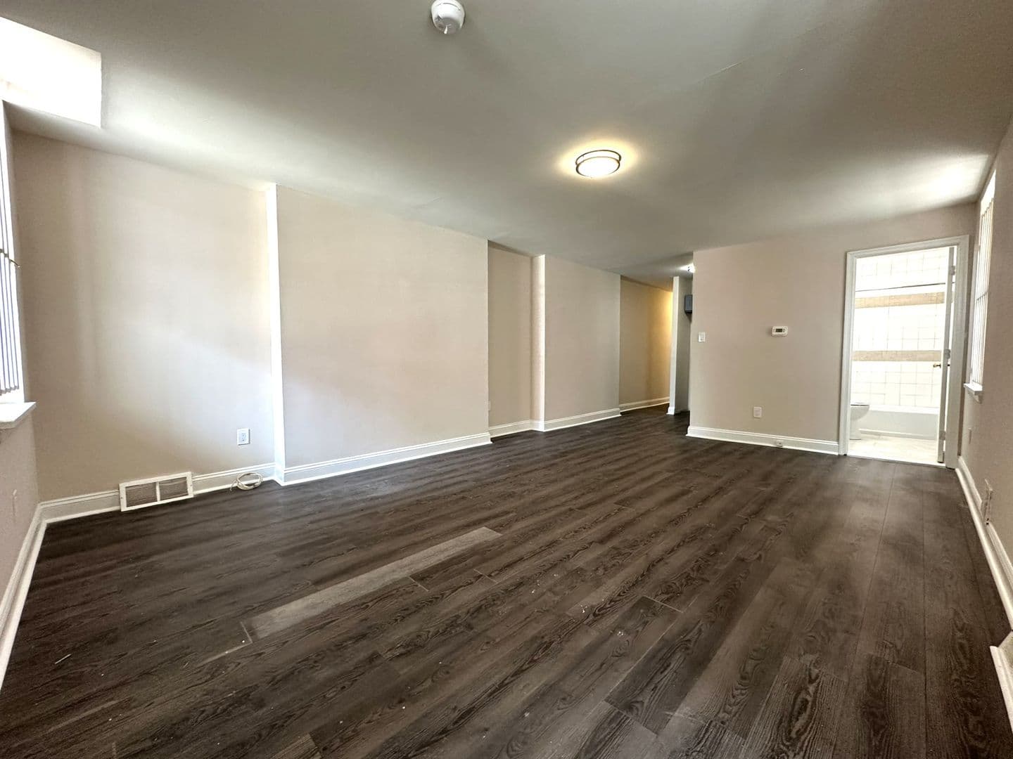 Philadelphia Apartment: 3037 Frankford Ave